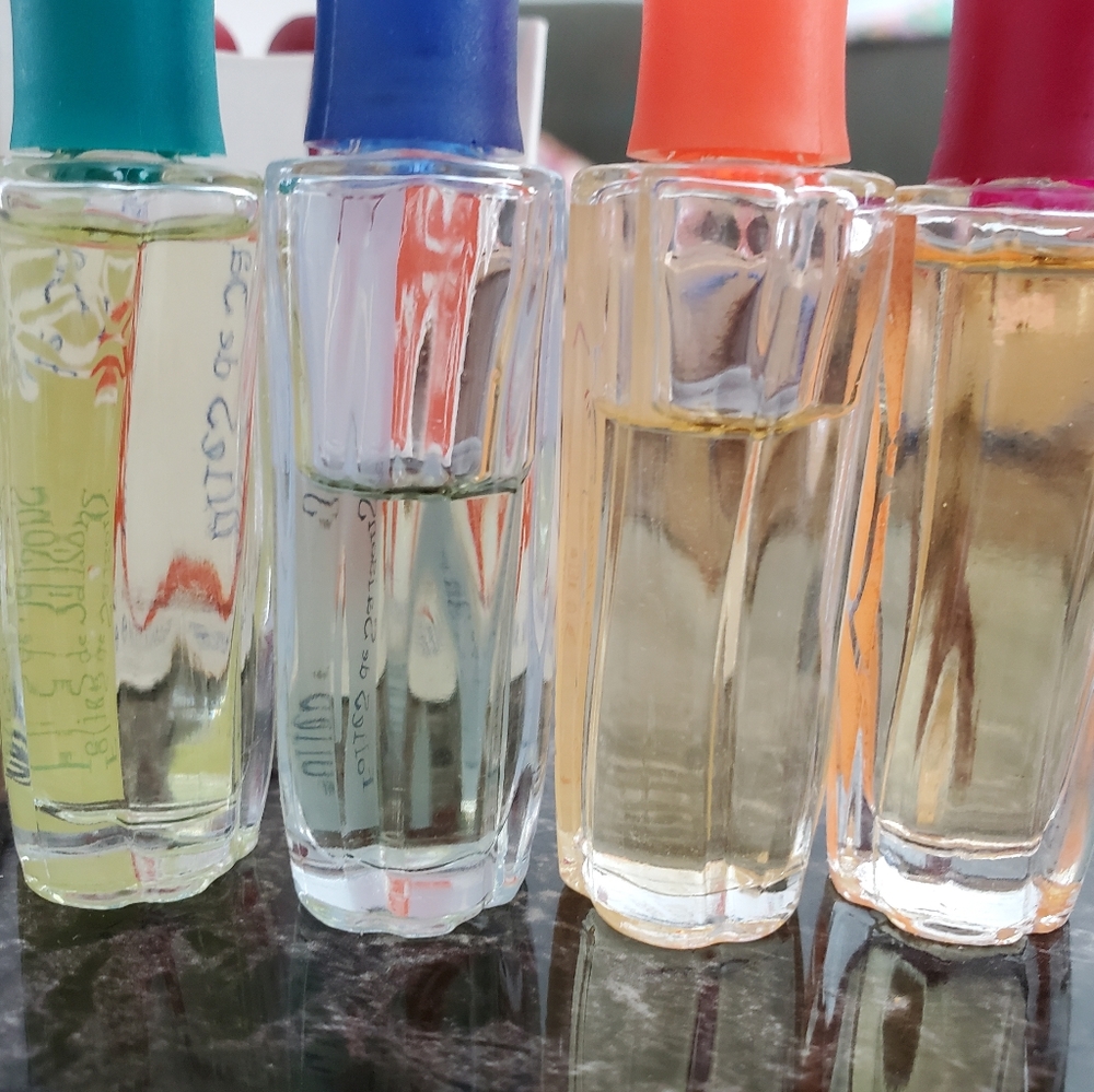 Yves Rocher vintage mini fragrance set - Picture 2 of 7